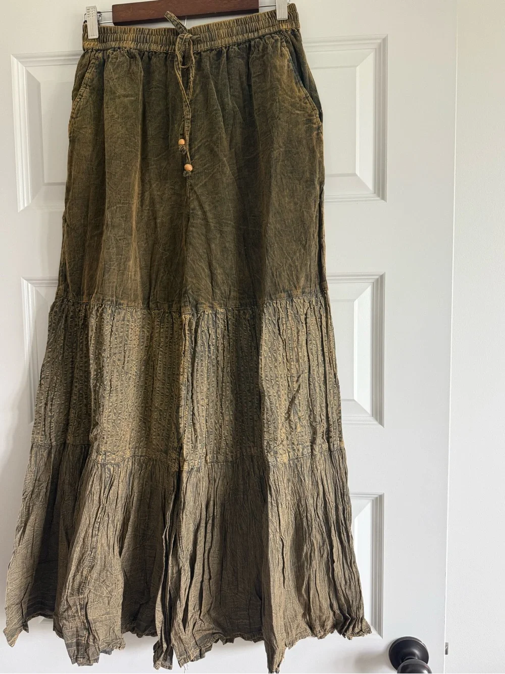 Young Threads NWT Olive Green Earthy Boho Wide Leg Pants Medium